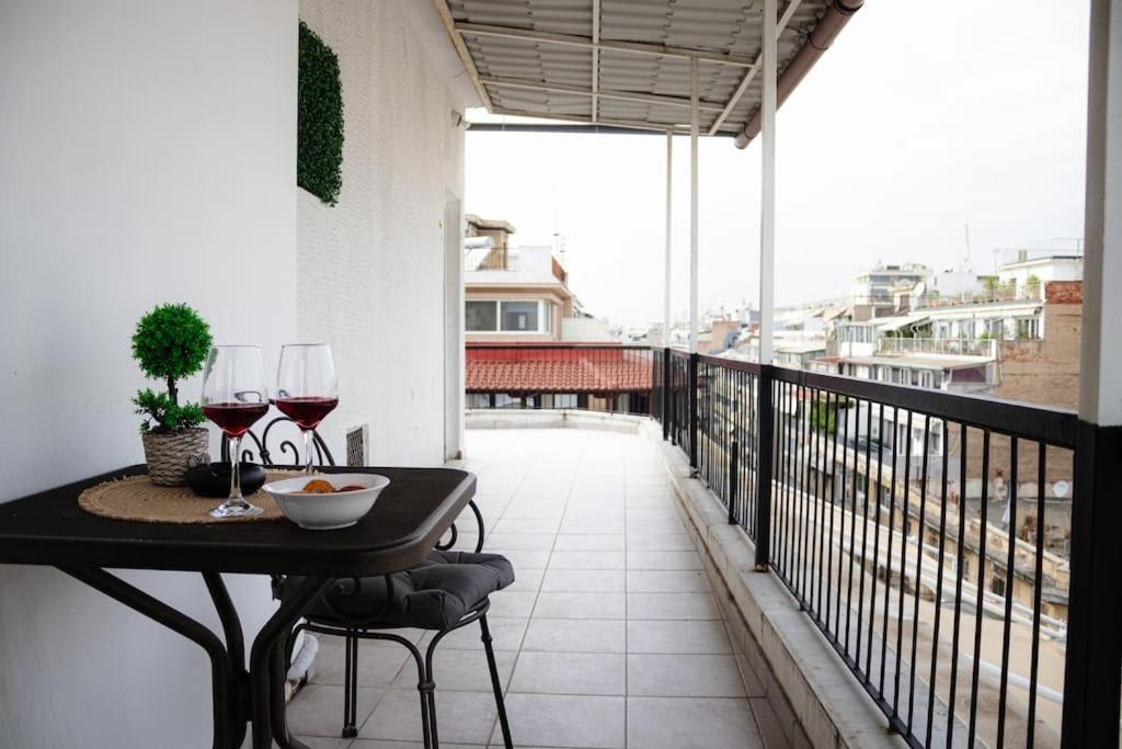 Bedcity Apartment In The Center Of Thessaloníki Eksteriør bilde