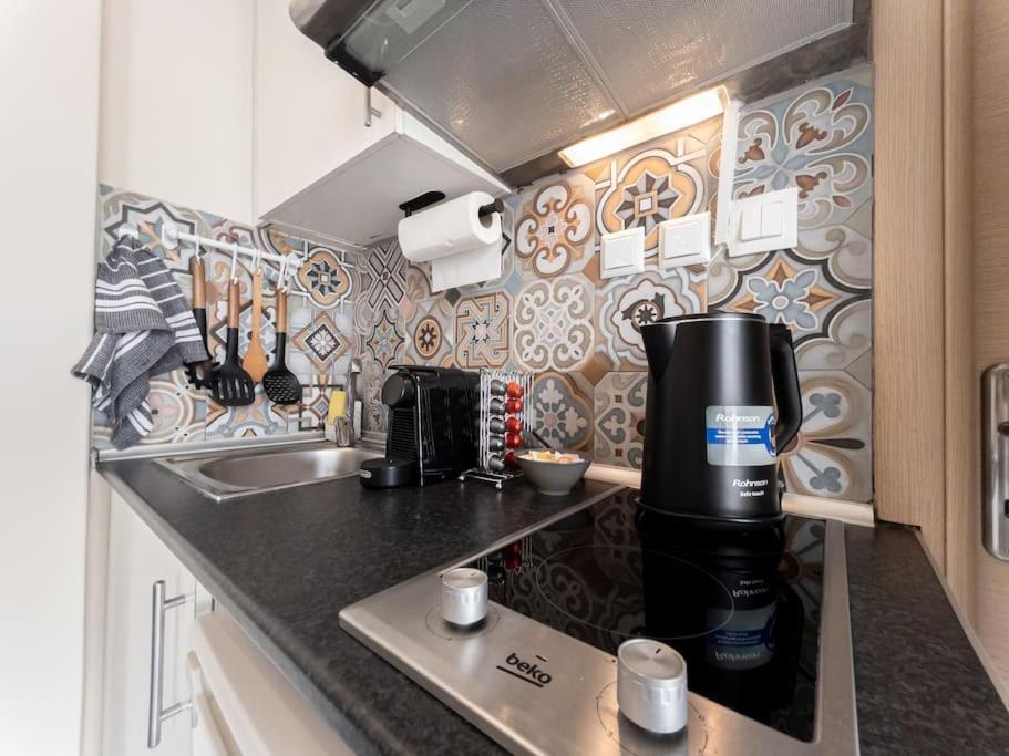 Bedcity Apartment In The Center Of Thessaloníki Eksteriør bilde
